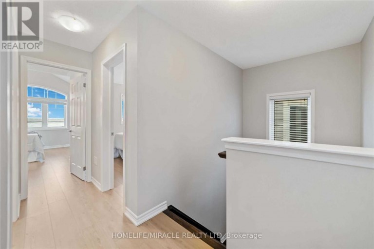 21 DONLAMONT CIRCLE, Brampton (Northwest Brampton), Ontario, L7A4T5