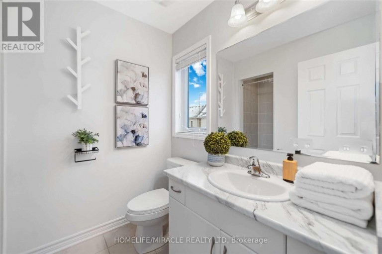 21 DONLAMONT CIRCLE, Brampton (Northwest Brampton), Ontario, L7A4T5