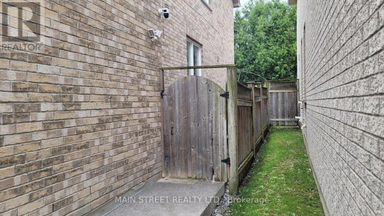 BASEMENT - 10 USHERWOOD STREET, Aurora, Ontario, L4G7W6