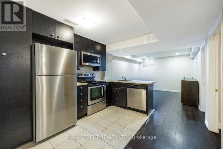 BASEMENT - 10 USHERWOOD STREET, Aurora, Ontario, L4G7W6