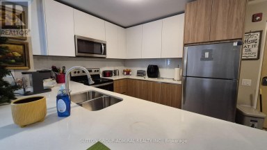 202 - 293 VIEWMOUNT AVENUE Toronto (Yorkdale-Glen Park) Ontario photo 4