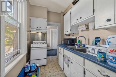 220 DUBLIN STREET Peterborough (Town Ward 3) Ontario photo 9