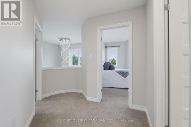 2023 JUBILEE DRIVE London North (North E) Ontario photo 35