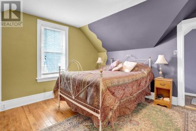 34 NORTH STREET N Barrie (Wellington) Ontario photo 34