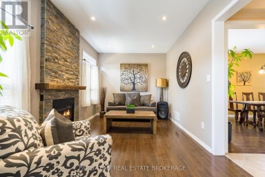 111 MONARCHY STREET Barrie (Innis-Shore) Ontario photo 13