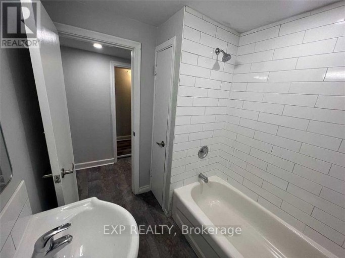5 - 1 HENDERSON AVENUE, Brampton (Downtown Brampton), Ontario, L6Y1J6