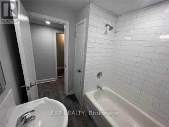 5 - 1 HENDERSON AVENUE Brampton (Downtown Brampton) Ontario photo 6