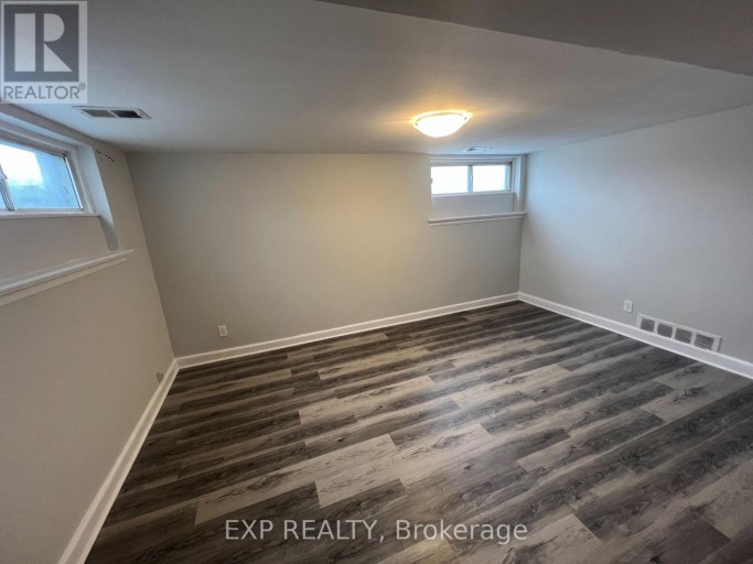 5 - 1 HENDERSON AVENUE, Brampton (Downtown Brampton), Ontario, L6Y1J6