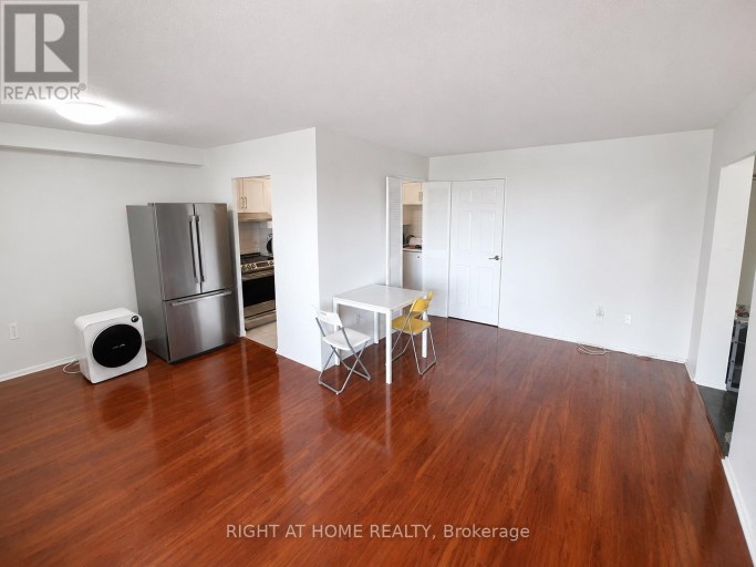 1008 - 20 EDGECLIFF GOLFWAY, Toronto (Flemingdon Park), Ontario, M3C3A4