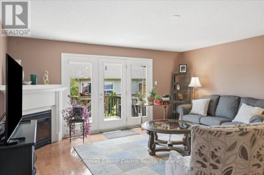 13 - 877 WENTWORTH STREET Peterborough (Otonabee Ward 1) Ontario photo 22