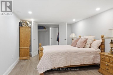 13 - 877 WENTWORTH STREET Peterborough (Otonabee Ward 1) Ontario photo 39