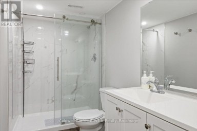 13 - 877 WENTWORTH STREET Peterborough (Otonabee Ward 1) Ontario photo 42