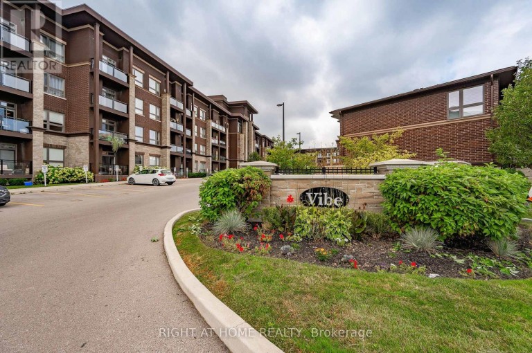 107 - 5020 CORPORATE DRIVE, Burlington (Uptown), Ontario, L7L0H7