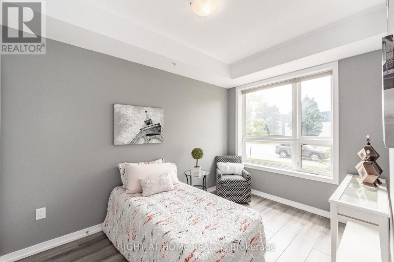 107 - 5020 CORPORATE DRIVE, Burlington (Uptown), Ontario, L7L0H7