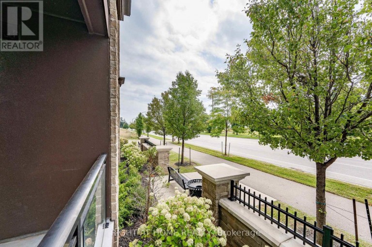 107 - 5020 CORPORATE DRIVE, Burlington (Uptown), Ontario, L7L0H7