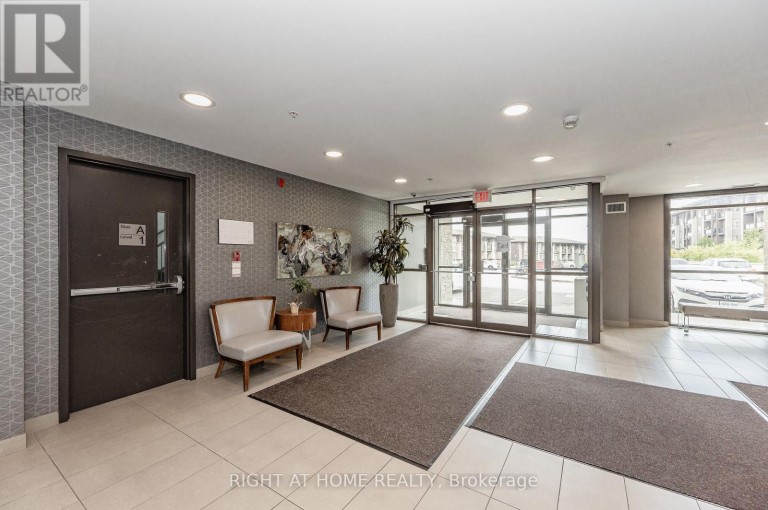 107 - 5020 CORPORATE DRIVE, Burlington (Uptown), Ontario, L7L0H7
