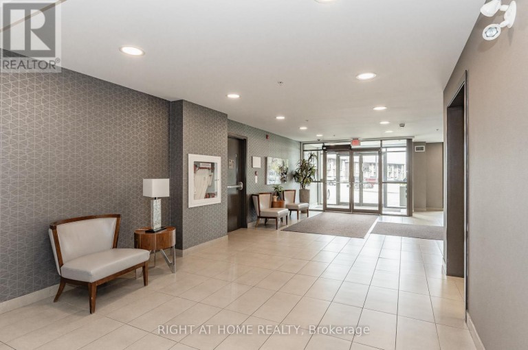 107 - 5020 CORPORATE DRIVE, Burlington (Uptown), Ontario, L7L0H7