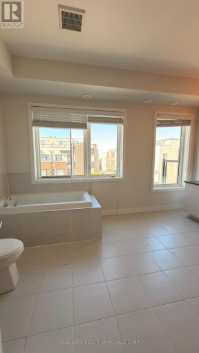 49 FREDERICK TISDALE DRIVE, Toronto (Downsview-Roding-CFB), Ontario, M3K0B2