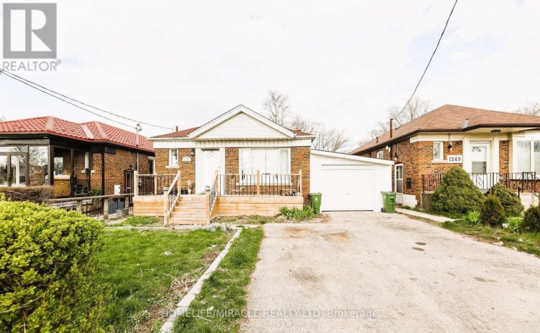 BSMT - 1251 WARDEN AVENUE, Toronto (Wexford-Maryvale), Ontario, M1R2R4