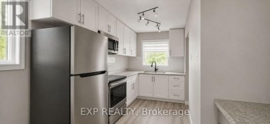 MAIN LEVEL - 87 WELLINGTON STREET E Brampton (Downtown Brampton) Ontario photo 2