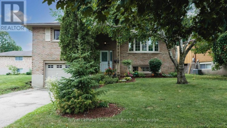 223 KEMP CRESCENT, Stratford, Ontario, N5A6Z5