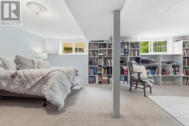 223 KEMP CRESCENT, Stratford, Ontario, N5A6Z5