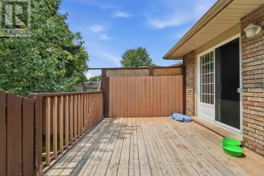 223 KEMP CRESCENT Stratford Ontario photo 35