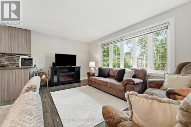 223 KEMP CRESCENT Stratford Ontario photo 6