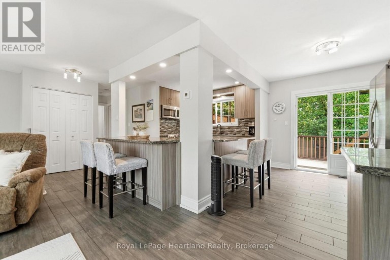 223 KEMP CRESCENT, Stratford, Ontario, N5A6Z5