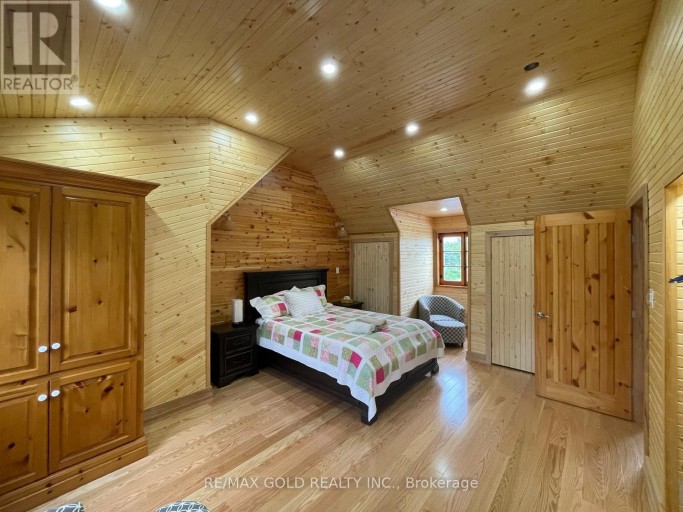 7815 15TH SIDE ROAD, King (Schomberg), Ontario, L0G1T0