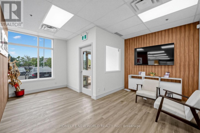 35 ROYAL GROUP CRESCENT, Vaughan (West Woodbridge Industrial Area), Ontario, L4H1X9