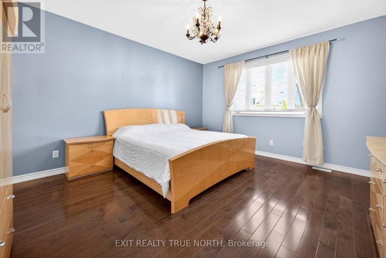 27 GRAND POPLAR LANE, Wasaga Beach, Ontario, L9Z0C7