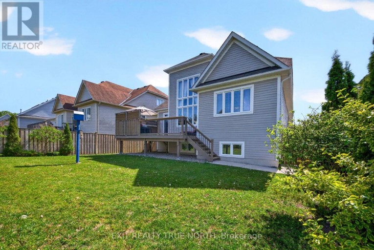 27 GRAND POPLAR LANE, Wasaga Beach, Ontario, L9Z0C7