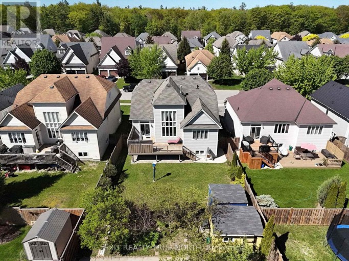 27 GRAND POPLAR LANE, Wasaga Beach, Ontario, L9Z0C7
