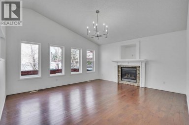 89 Everoak Drive SW Calgary Alberta photo 5