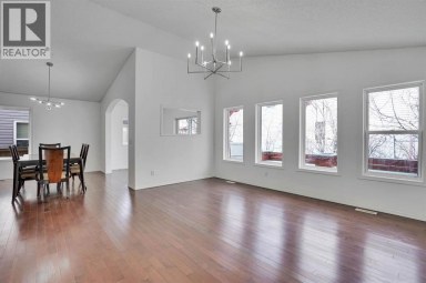 89 Everoak Drive SW Calgary Alberta photo 9