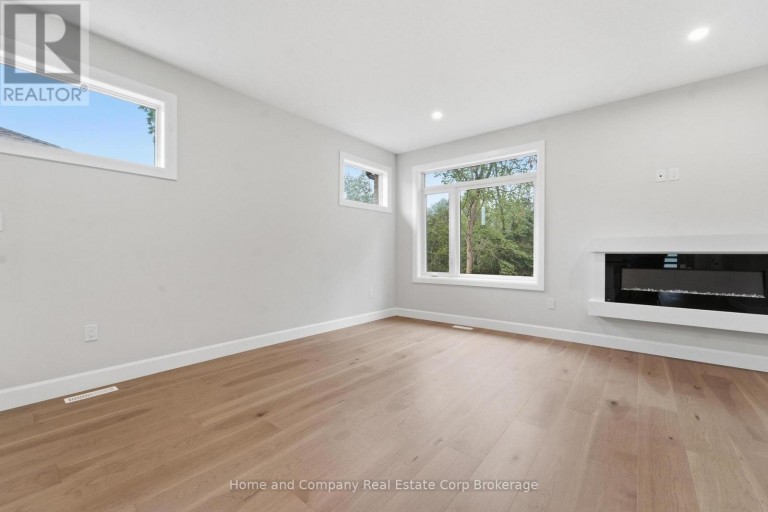 76 DEER RIDGE LANE, Bluewater (Bayfield), Ontario, N0M1G0