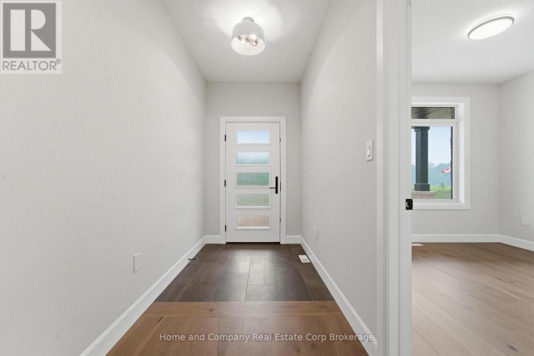 76 DEER RIDGE LANE, Bluewater (Bayfield), Ontario, N0M1G0
