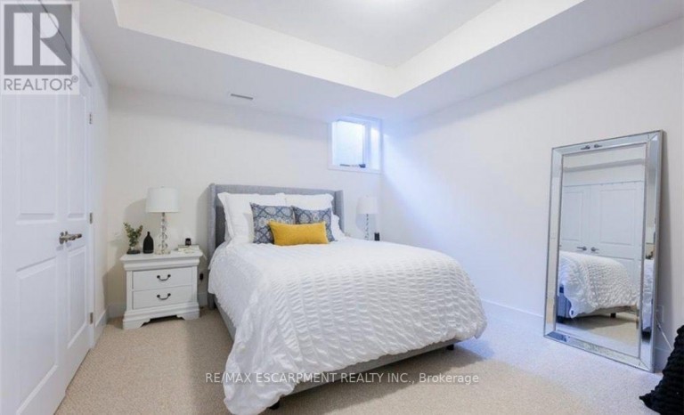 14 - 261 SKINNER ROAD, Hamilton (Waterdown), Ontario, L8B1W6