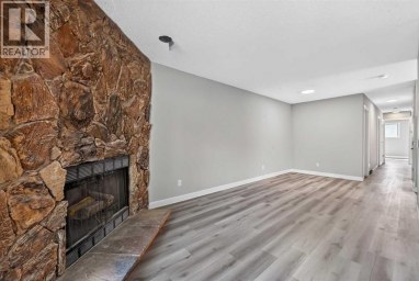 723 55 Avenue SW Calgary Alberta photo 27