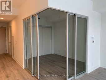 615 - 2020 BATHURST STREET Toronto (Humewood-Cedarvale) Ontario photo 13
