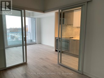 615 - 2020 BATHURST STREET Toronto (Humewood-Cedarvale) Ontario photo 14