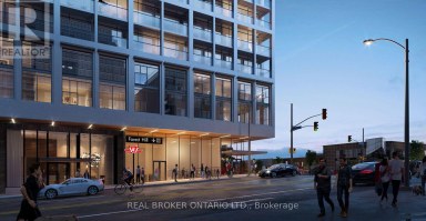 615 - 2020 BATHURST STREET Toronto (Humewood-Cedarvale) Ontario photo 2