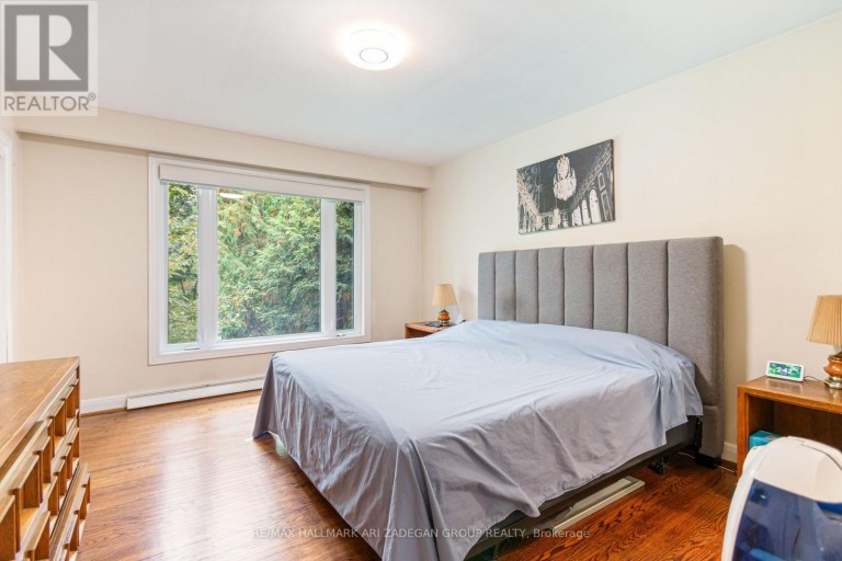195 BURBANK DRIVE, Toronto (Bayview Village), Ontario, M2K1P5