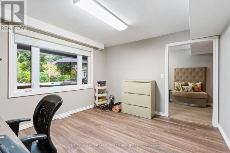 195 BURBANK DRIVE, Toronto (Bayview Village), Ontario, M2K1P5