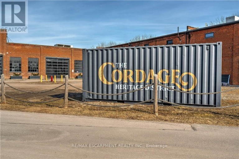 7 - 111 SHERWOOD DRIVE, Brantford, Ontario, N3T6J9