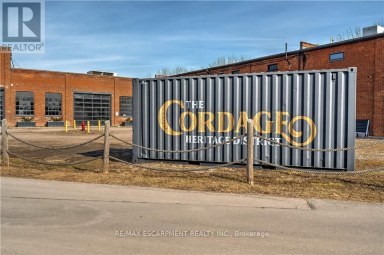7 - 111 SHERWOOD DRIVE Brantford Ontario photo 3