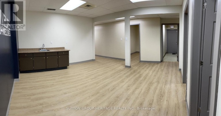 102 - 185 BROCK STREET, Whitby (Downtown Whitby), Ontario, L1N4H3