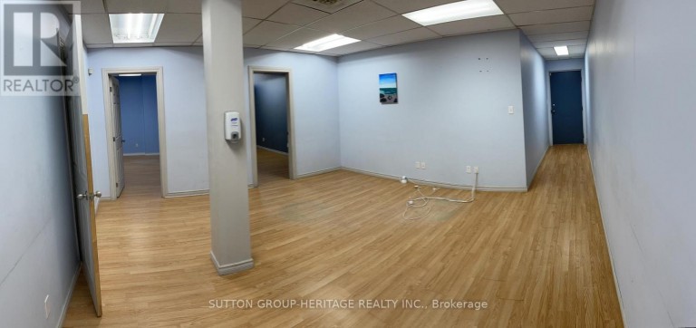 102 - 185 BROCK STREET, Whitby (Downtown Whitby), Ontario, L1N4H3