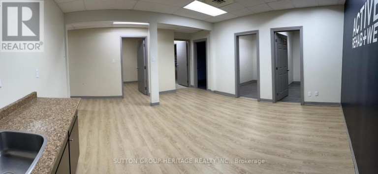 102 - 185 BROCK STREET, Whitby (Downtown Whitby), Ontario, L1N4H3